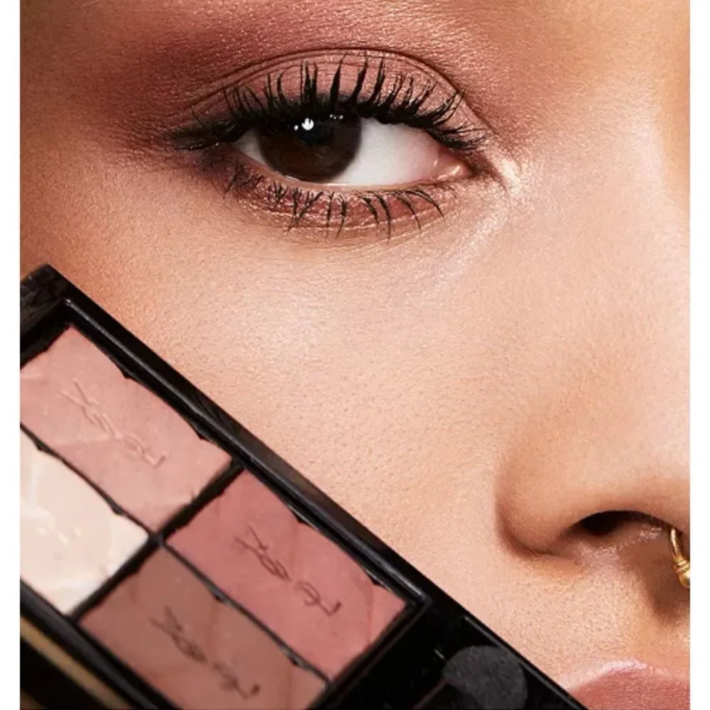 Yves Saint Laurent  Couture Mini Clutch Eyeshadow Palette in 200 Guerliz Dream